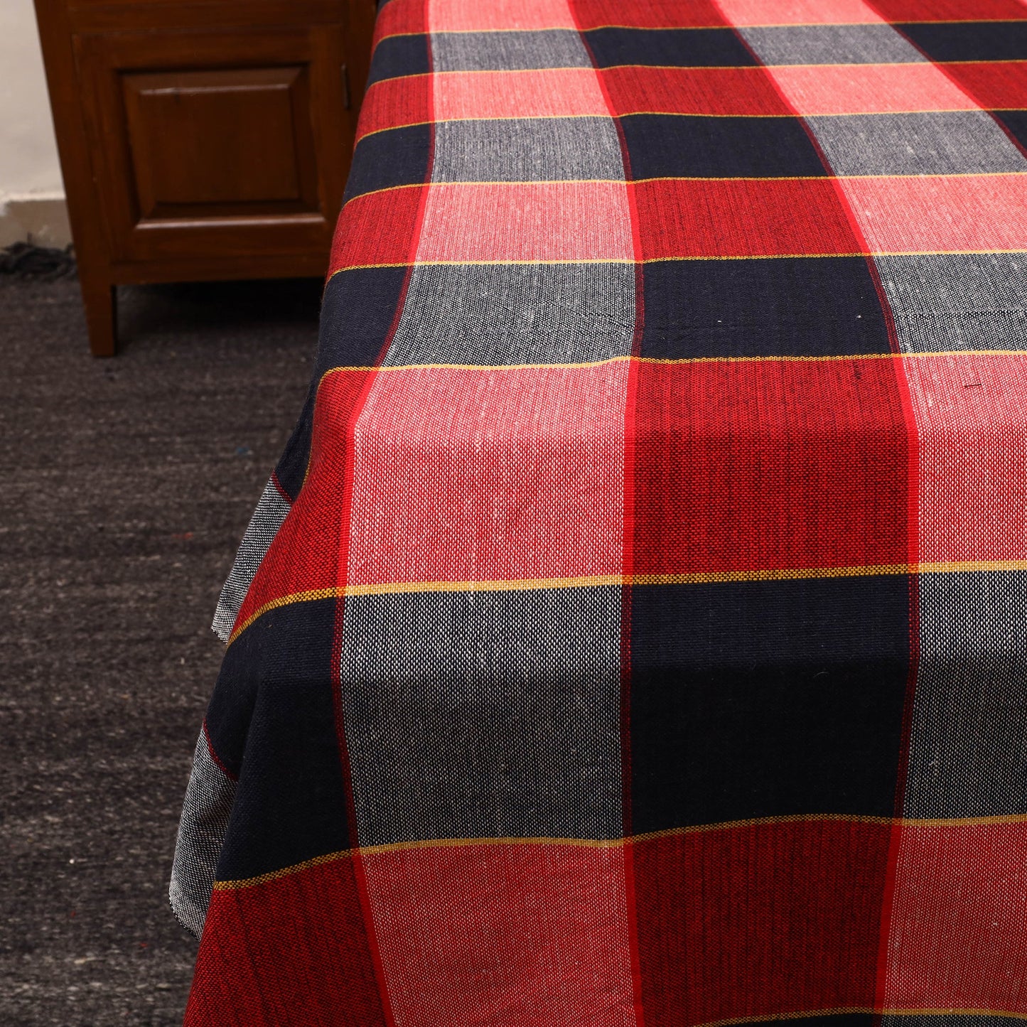 Multicolor - cotton double handloom bed cover (98 x 90 in)