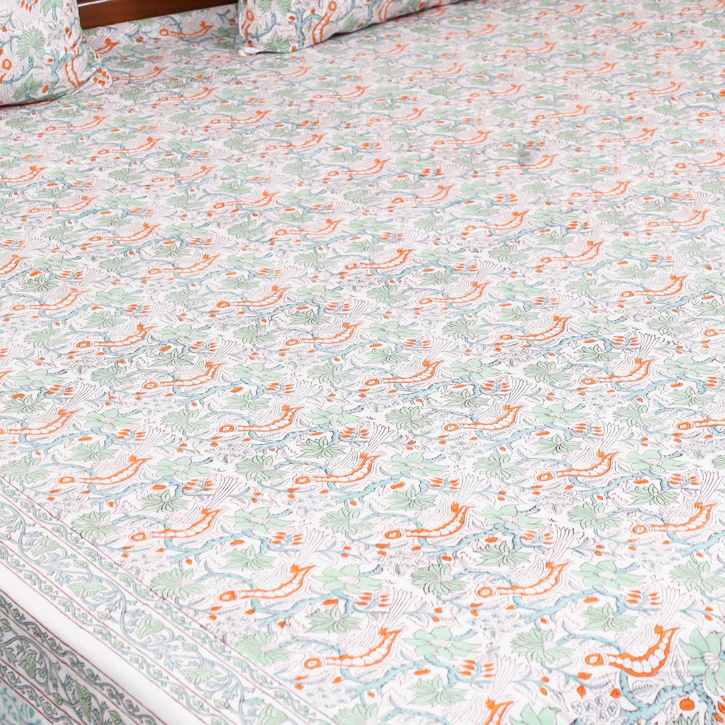 Cotton double sanganeri bed sheet set (108 x 90 in) 01