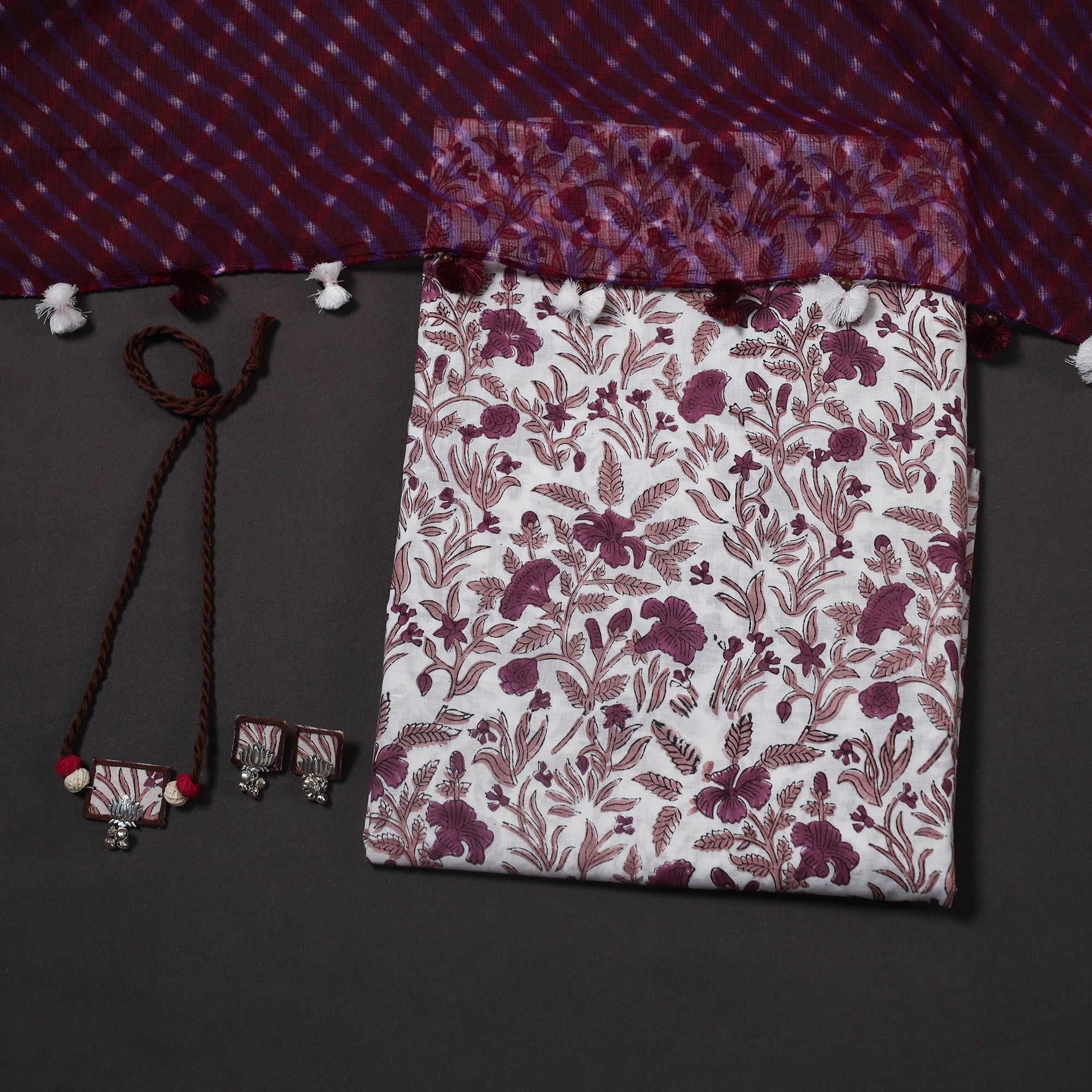 Multicolor - designer! Cotton dress material with jewellery