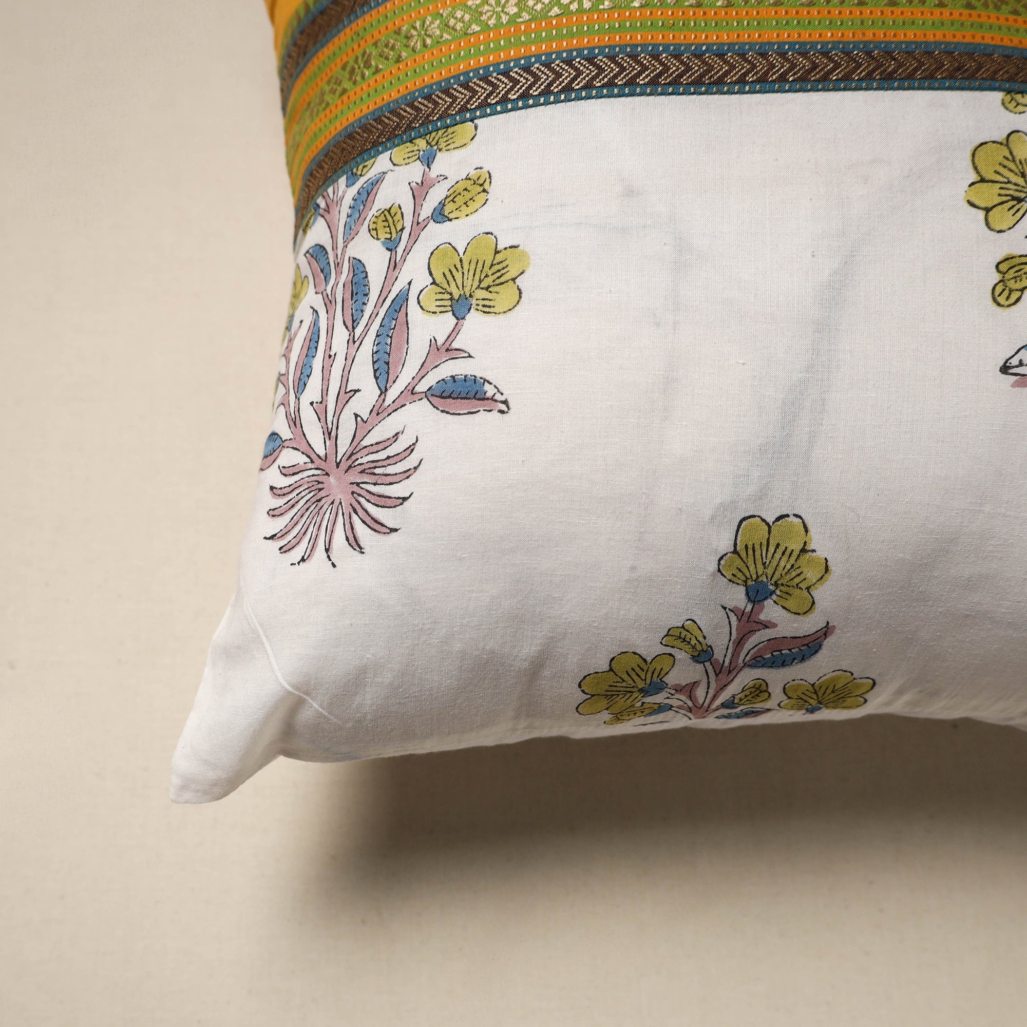 Dharwad & sanganeri patch cotton cushion cover 03