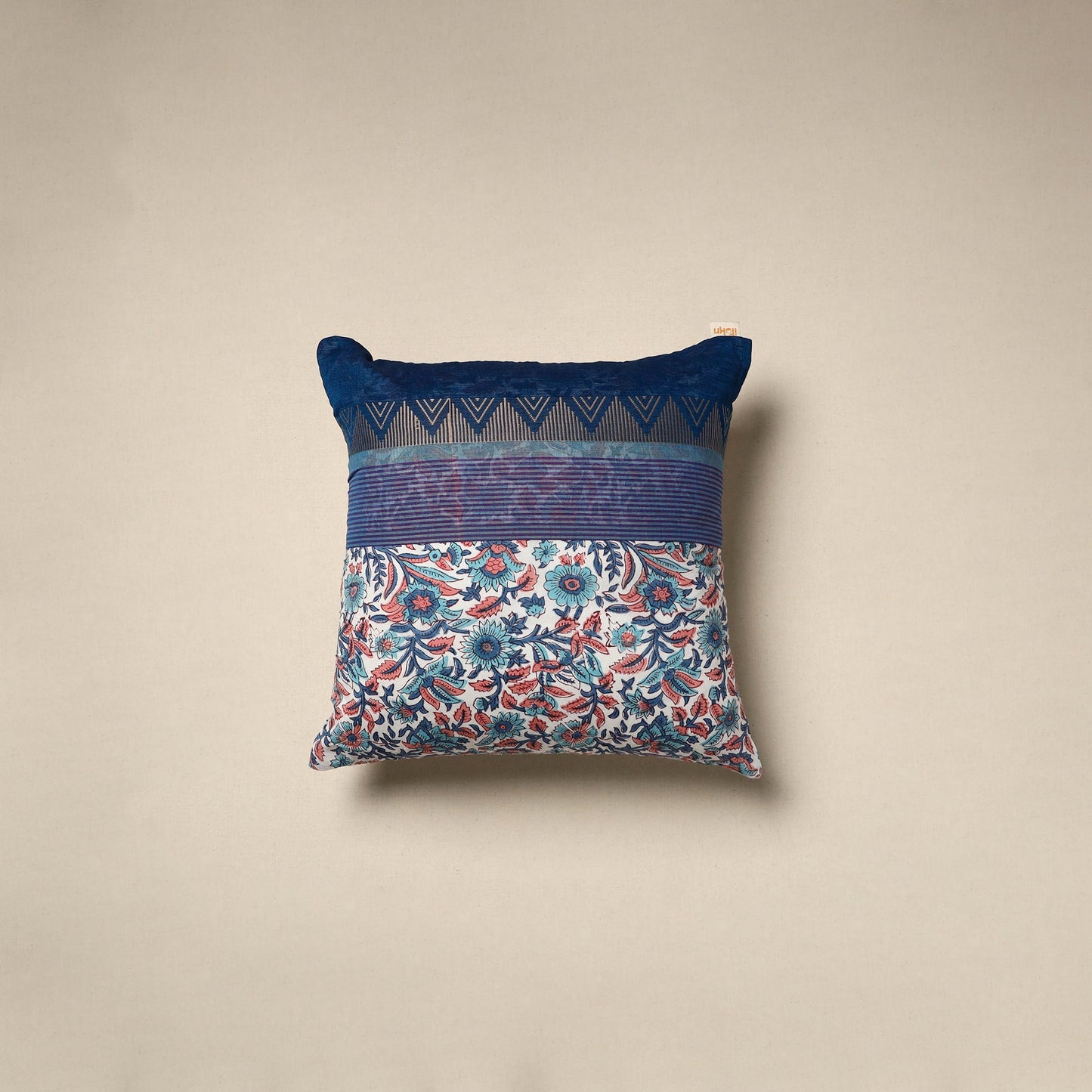 Dharwad & sanganeri patch cotton cushion cover 04