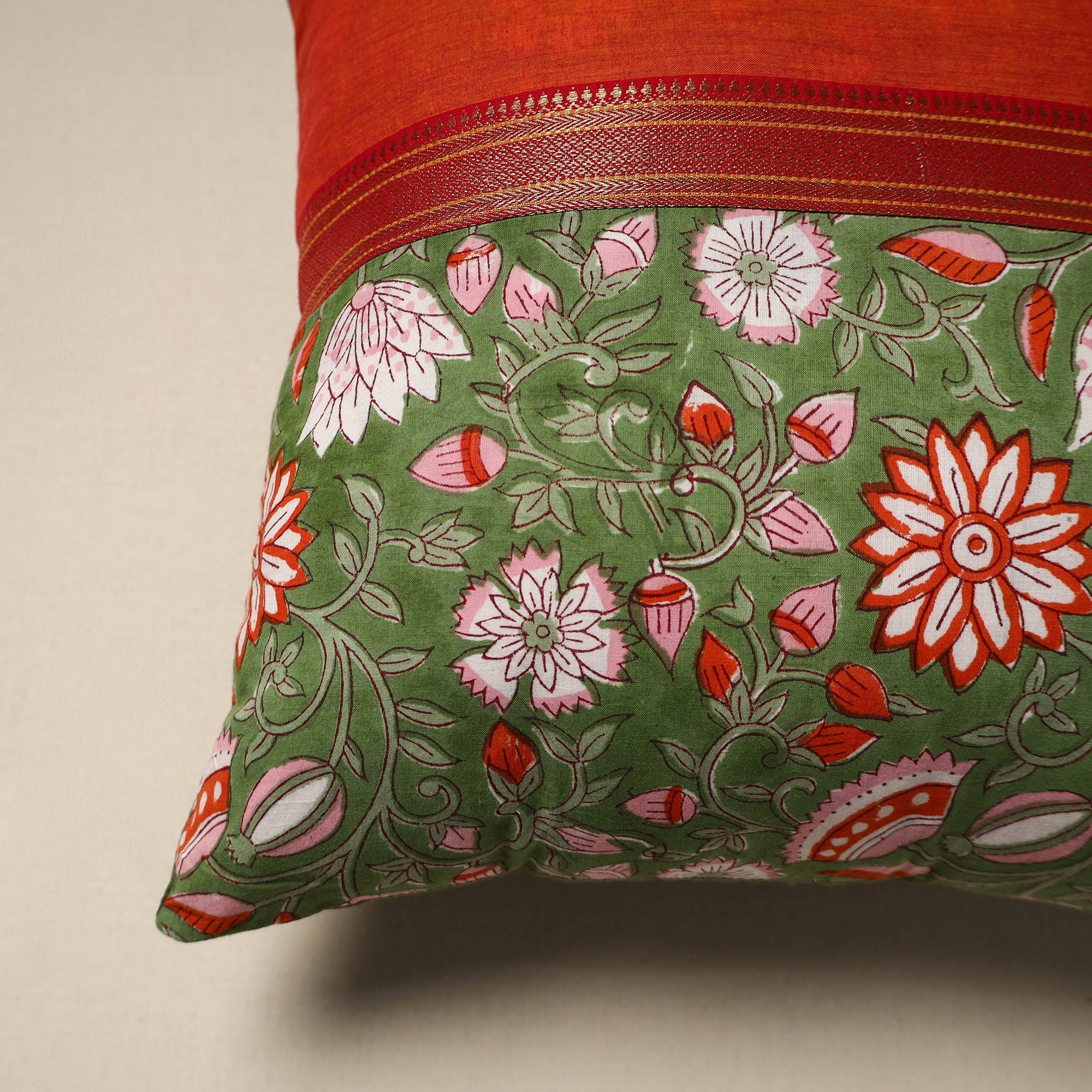 Dharwad & sanganeri patch cotton cushion cover 05