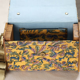 Multicolor DIY Box Sling Bag / Clutch with Changeable Sleeve