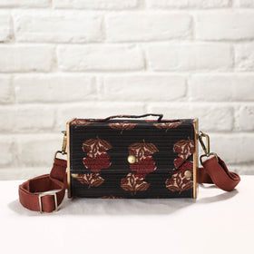  DIY Box Sling Bag / Clutch with Changeable Sleeve Online at iTokri.com 