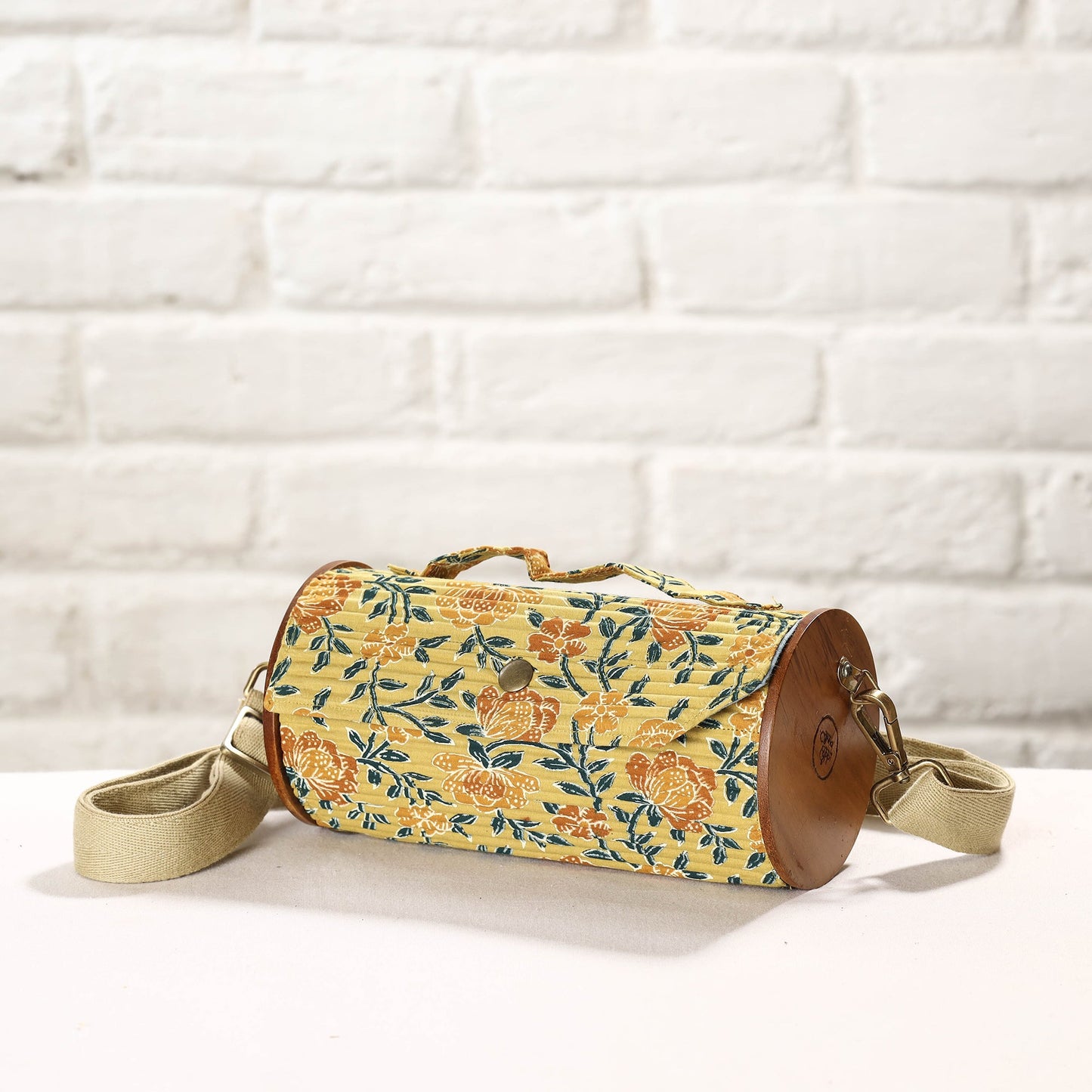 Multicolor DIY Round Sling Bag / Clutch With Changeable Sleeve