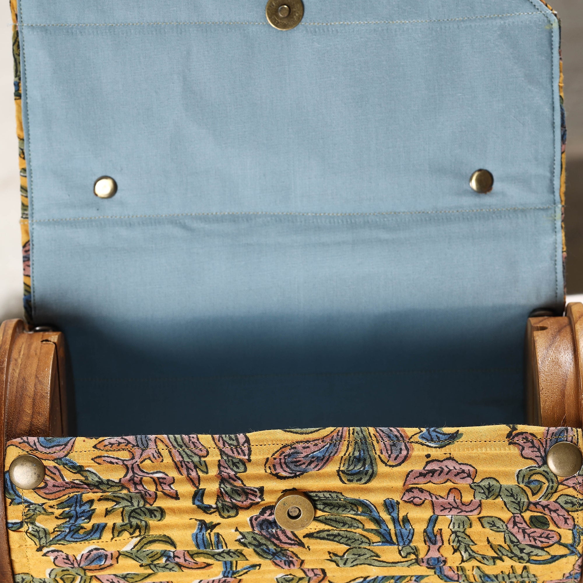 Multicolor DIY Round Sling Bag / Clutch With Changeable Sleeve