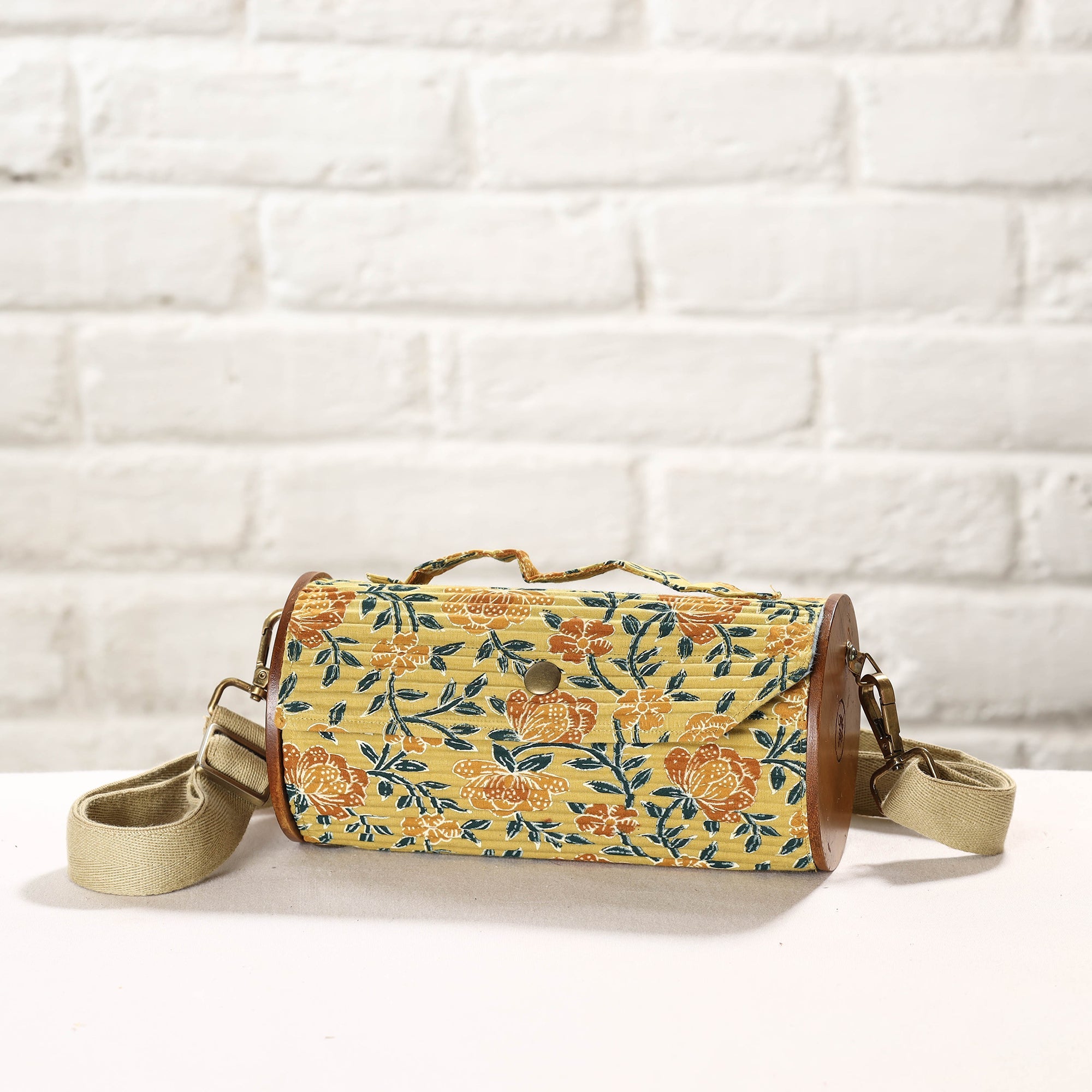 Multicolor DIY Round Sling Bag / Clutch With Changeable Sleeve