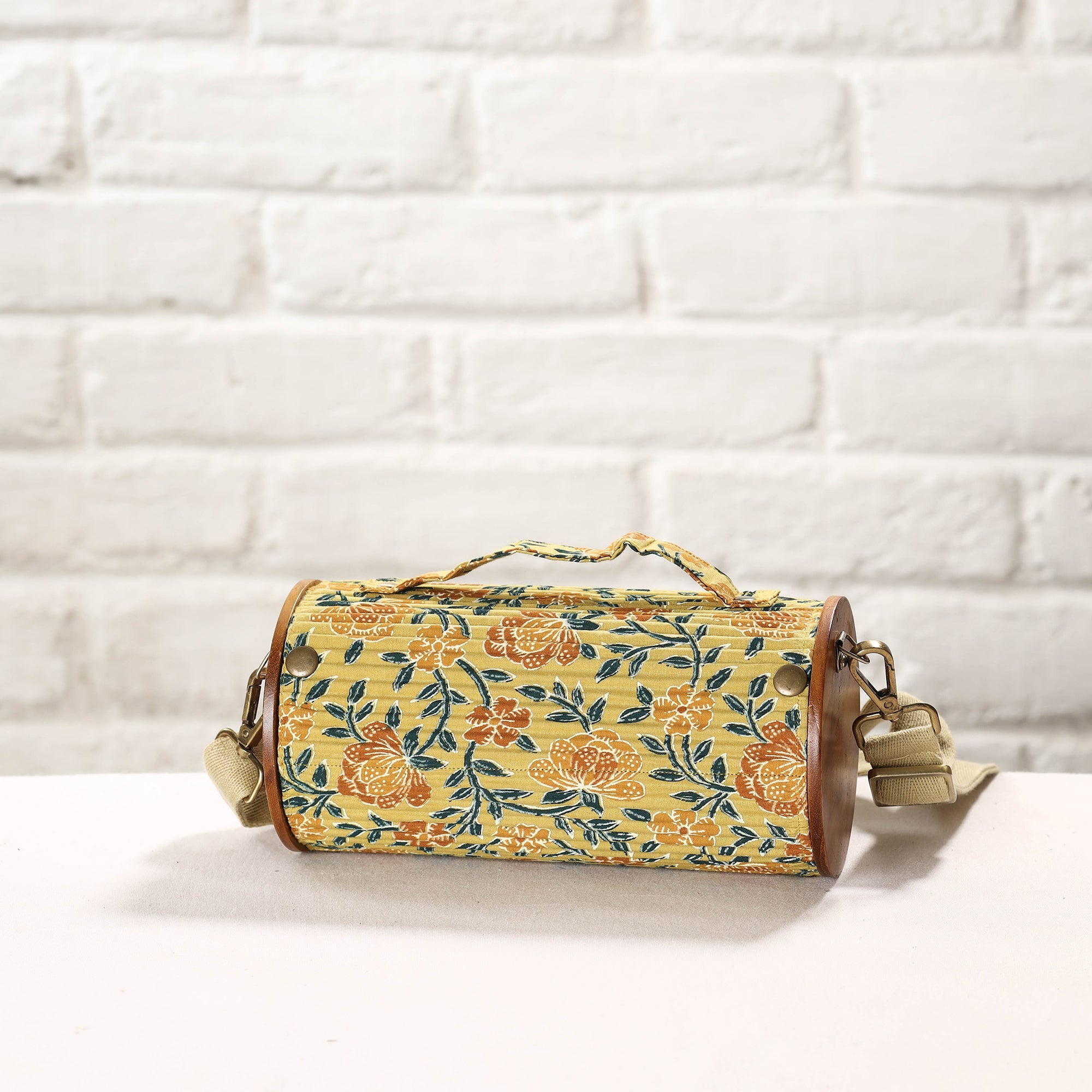 Multicolor DIY Round Sling Bag / Clutch With Changeable Sleeve