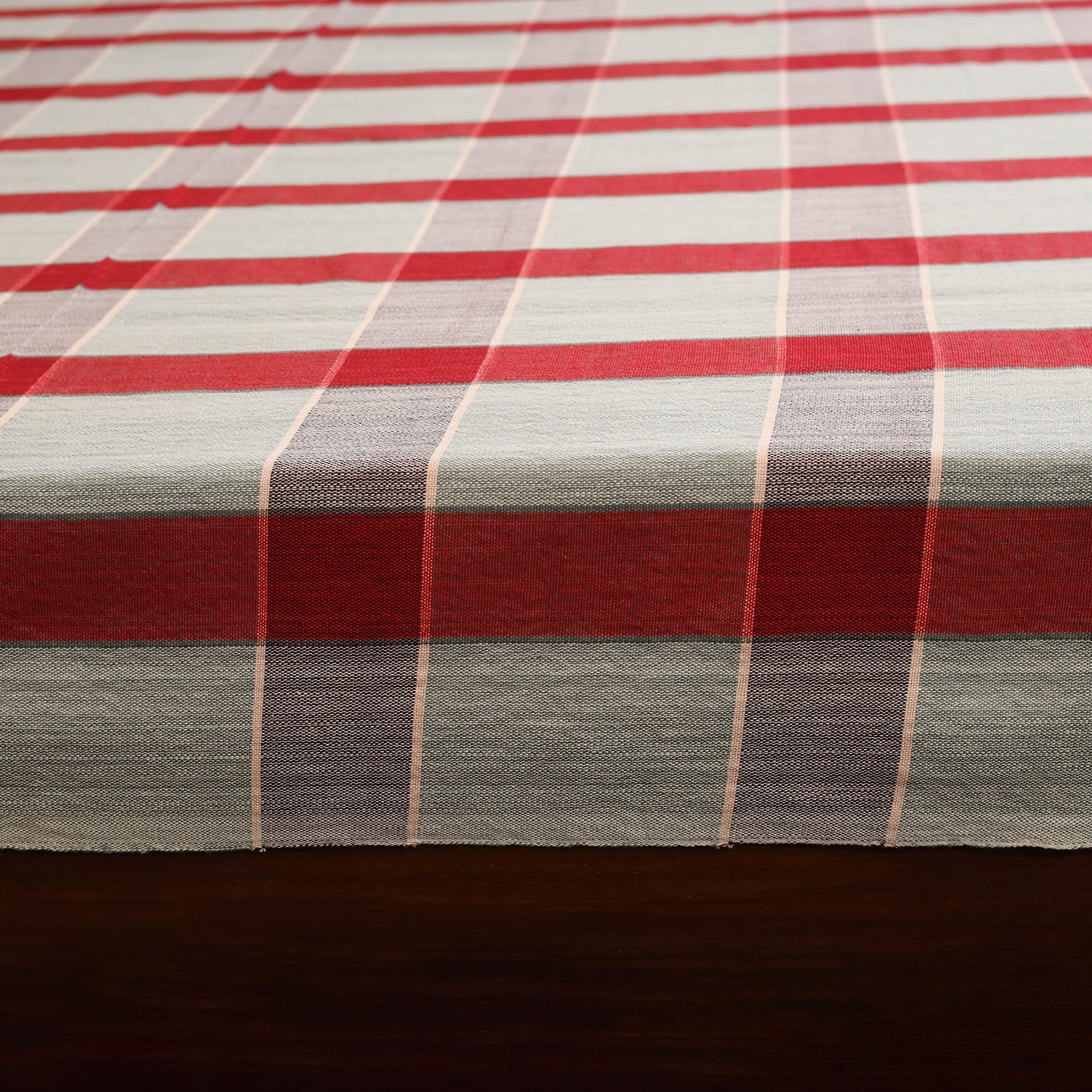 Multicolor - double handloom cotton bed sheet (108 x 90 in)