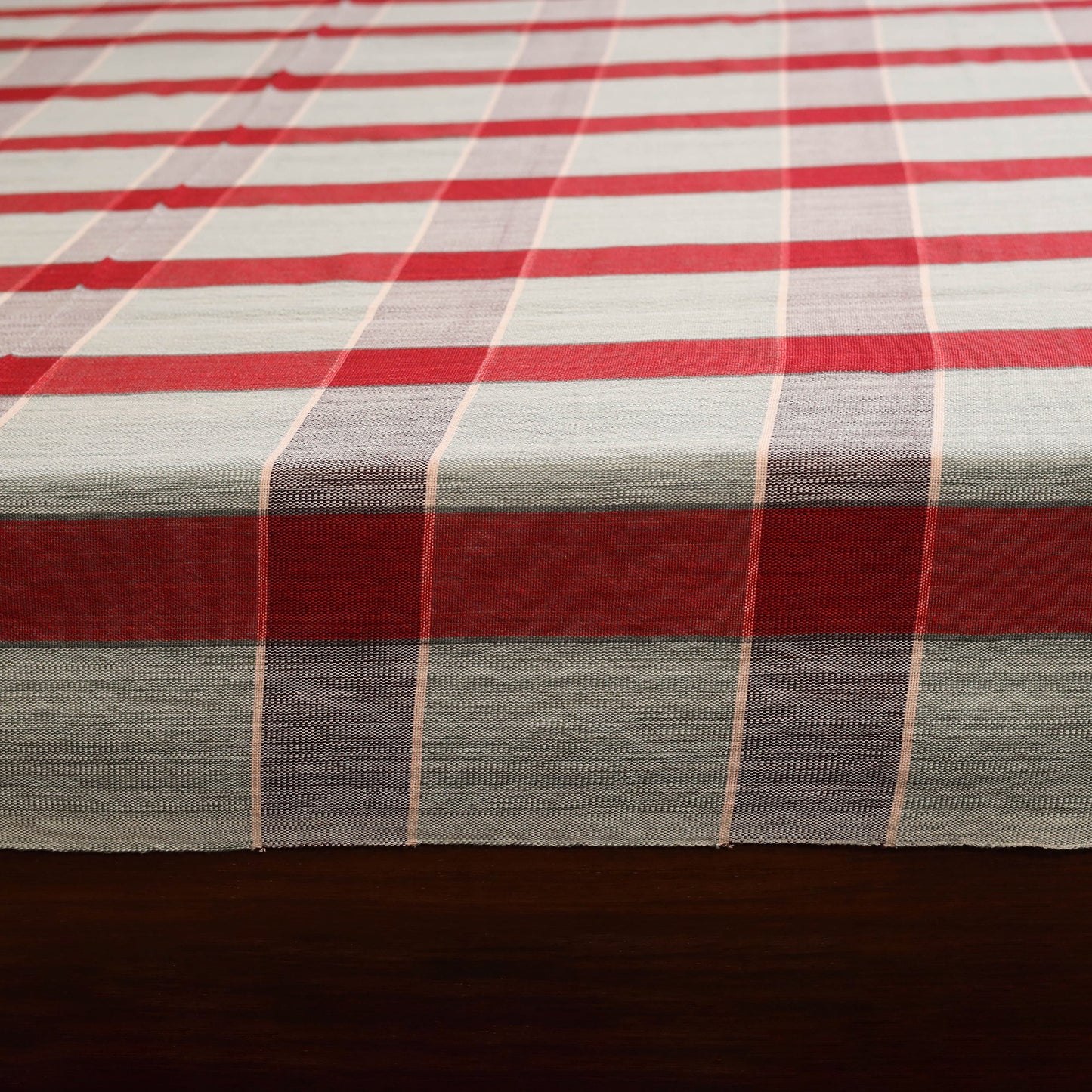 Multicolor - double handloom cotton bed sheet (108 x 90 in)