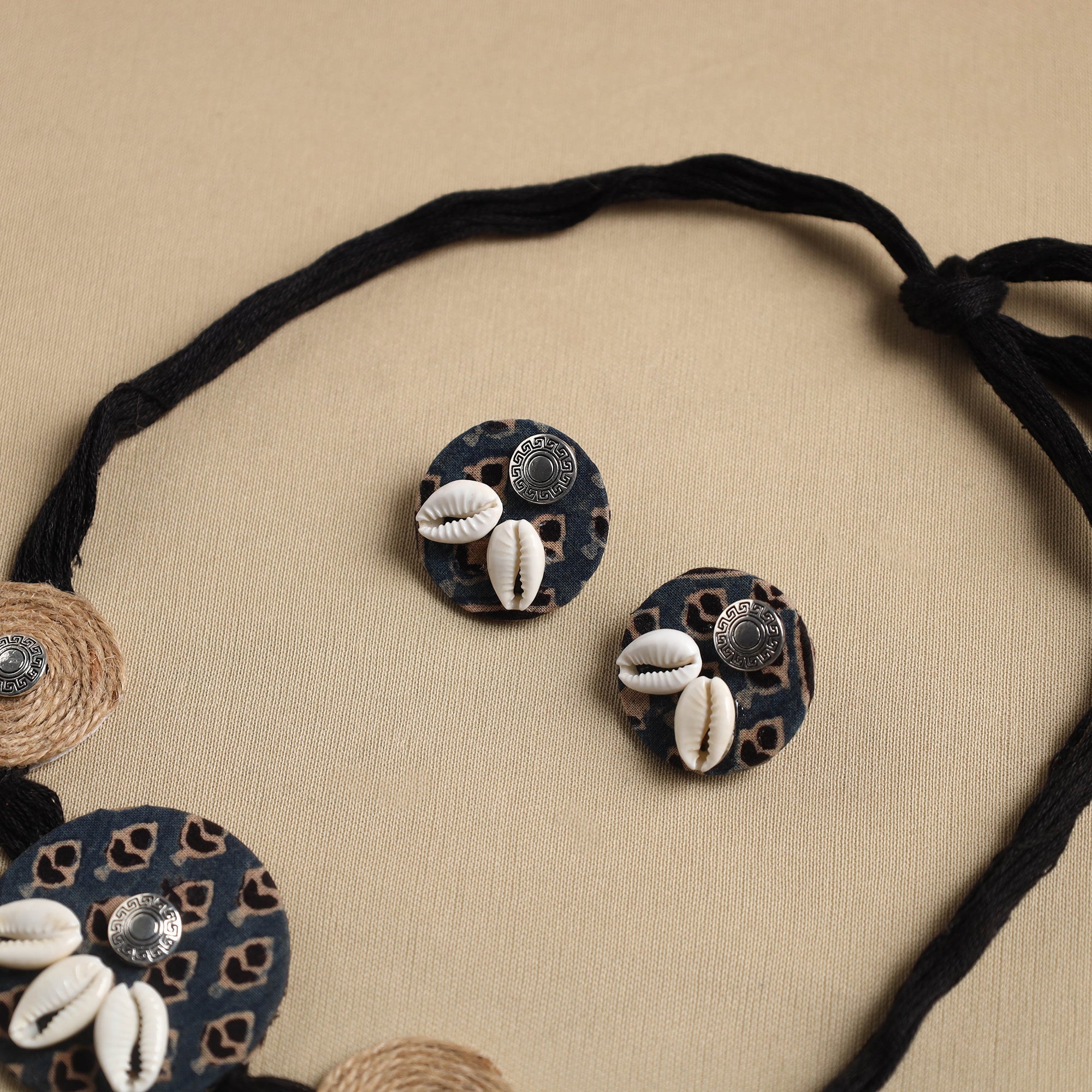 Multicolor - fabart jute choker necklace set 24