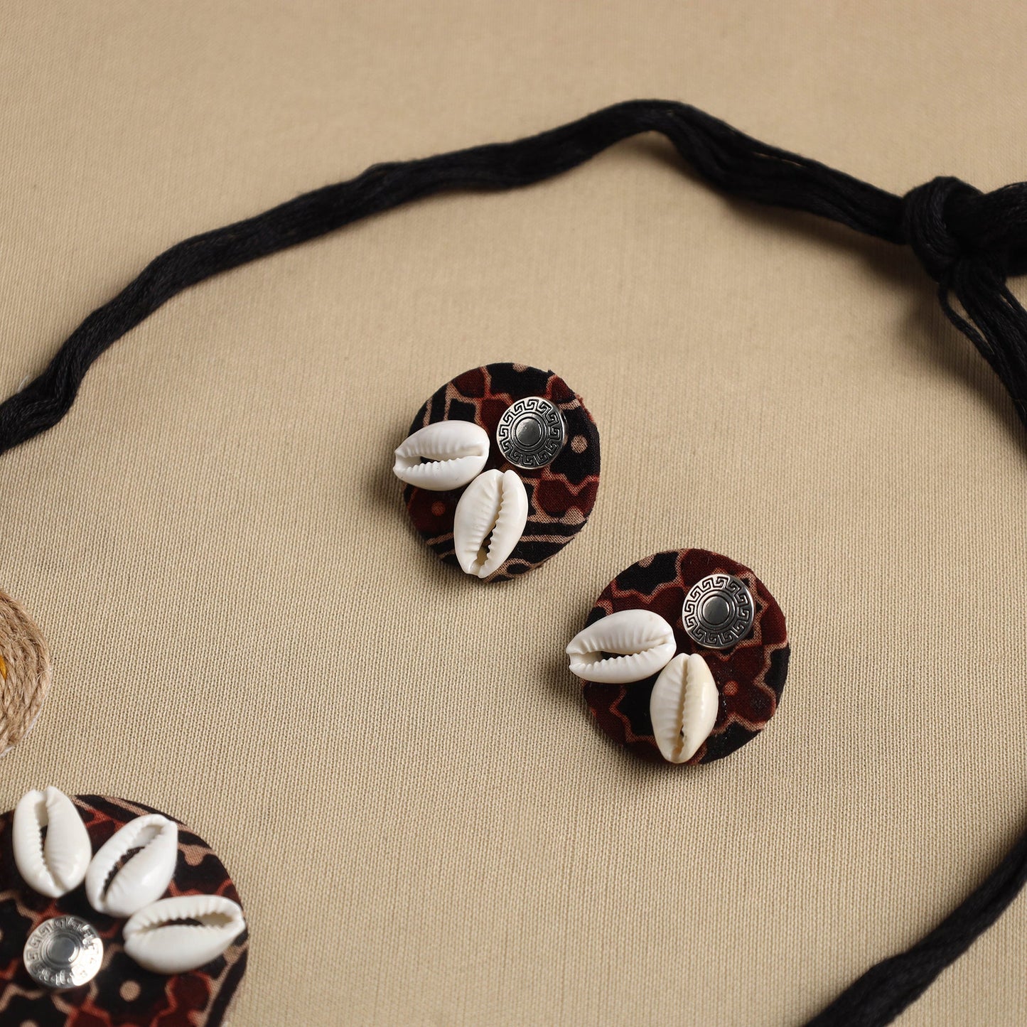 Fabart Jute Choker Necklace Set 