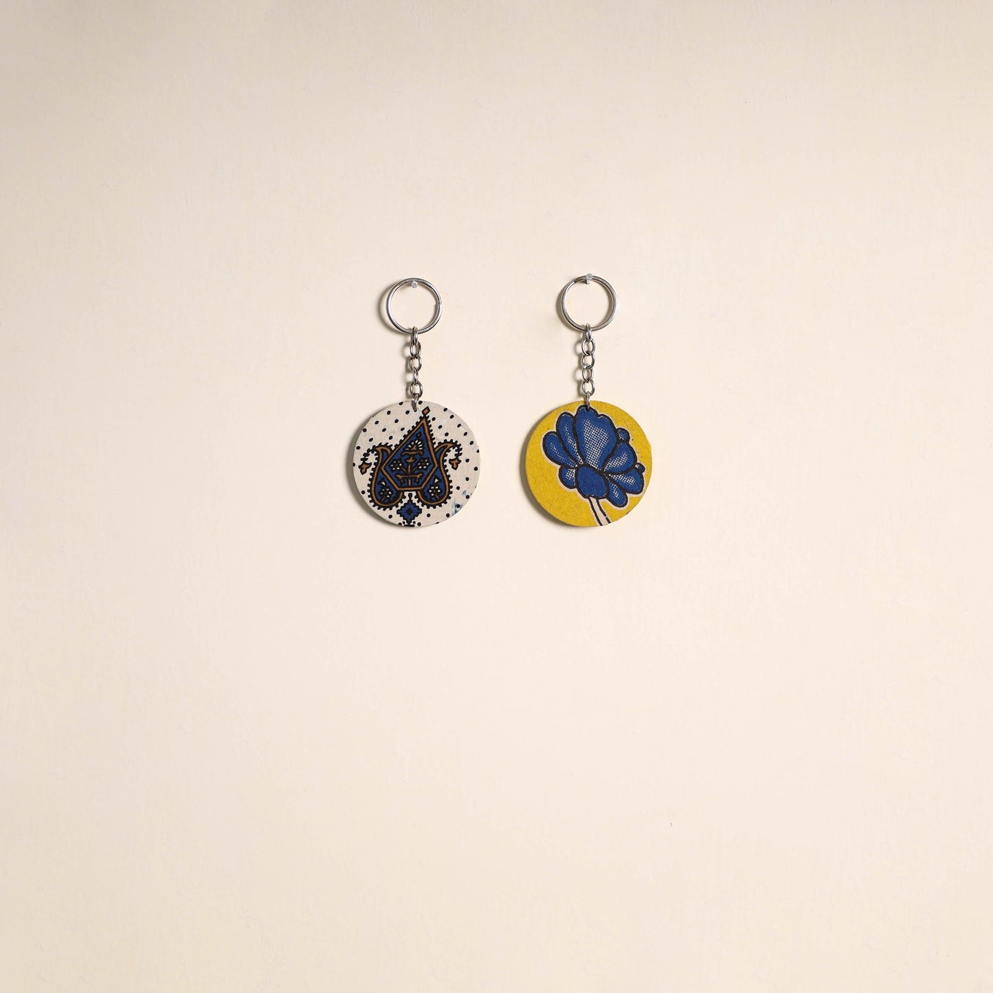 Multicolor - fabric-embellished wood keychain (set of 2) 04