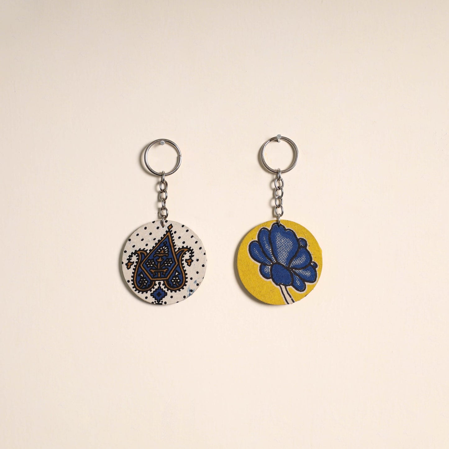 Multicolor - fabric-embellished wood keychain (set of 2) 04