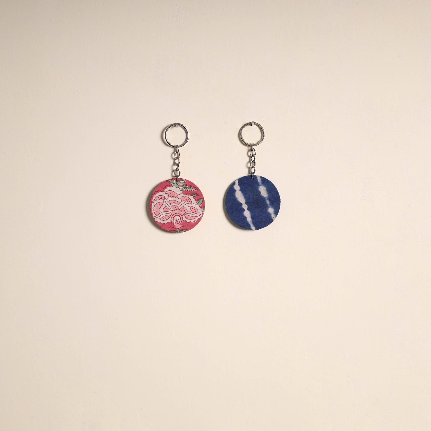 Multicolor - fabric-embellished wood keychain (set of 2) 05