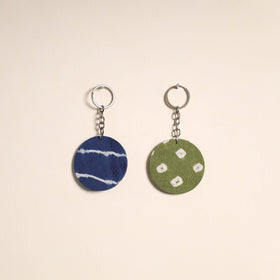 Multicolor - fabric-embellished wood keychain (set of 2) 08