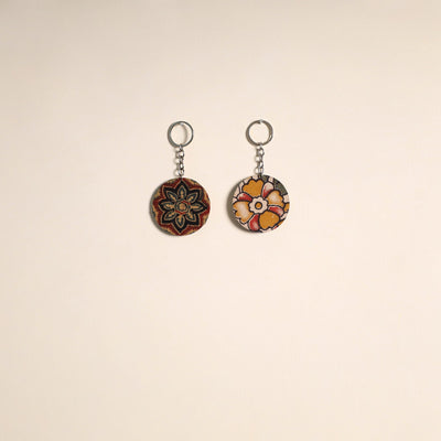 Multicolor - fabric-embellished wood keychain (set of 2) 10
