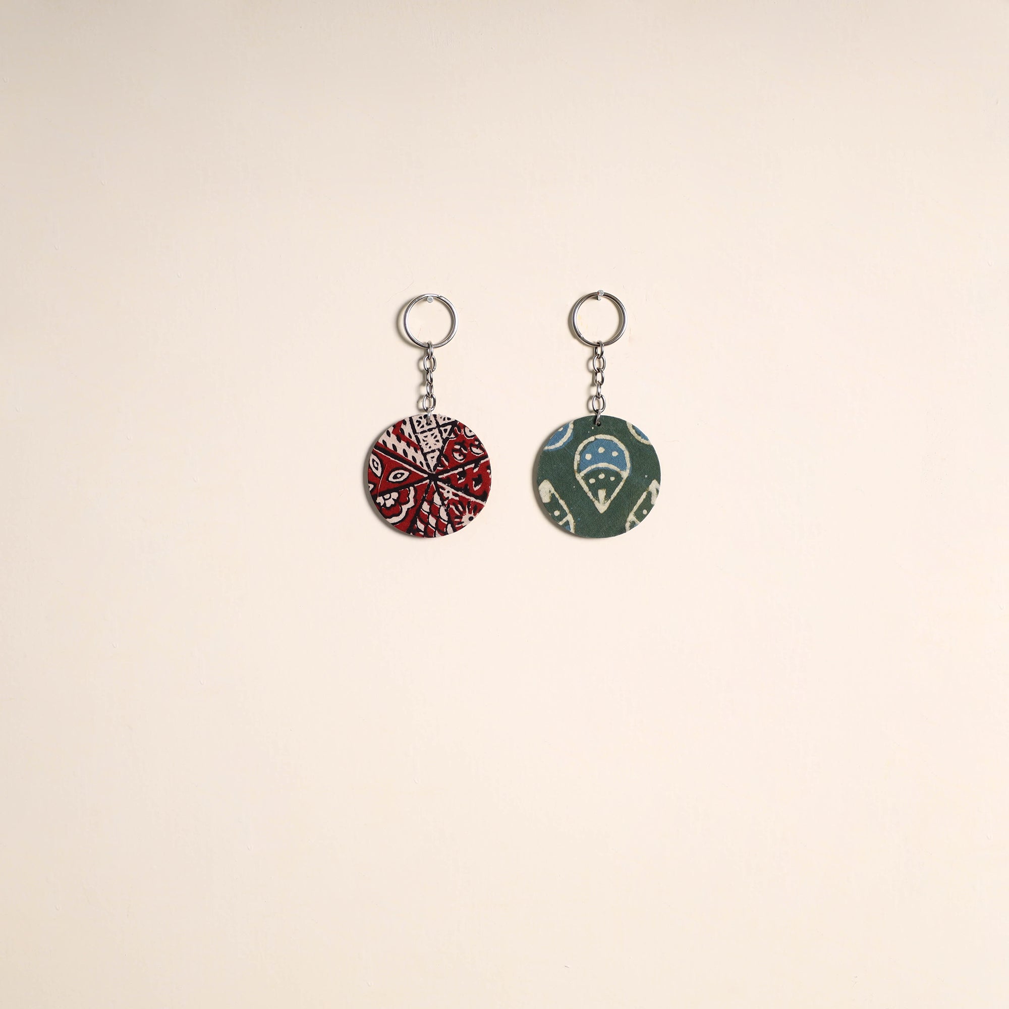 Multicolor - fabric-embellished wood keychain (set of 2) 11