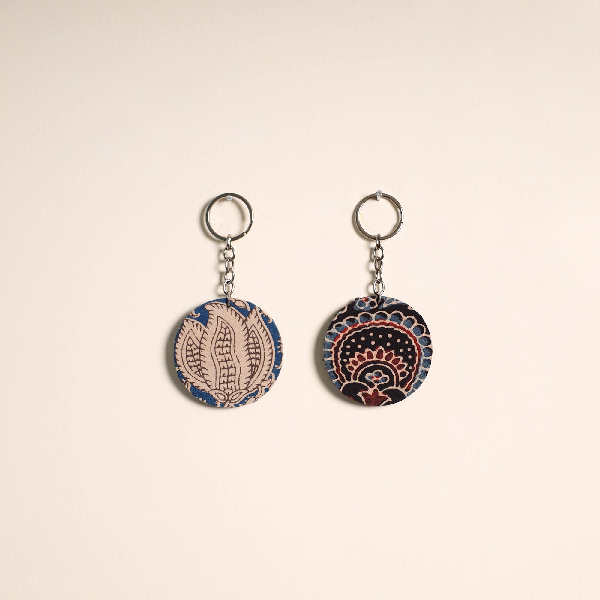 Multicolor - fabric-embellished wood keychain (set of 2) 14