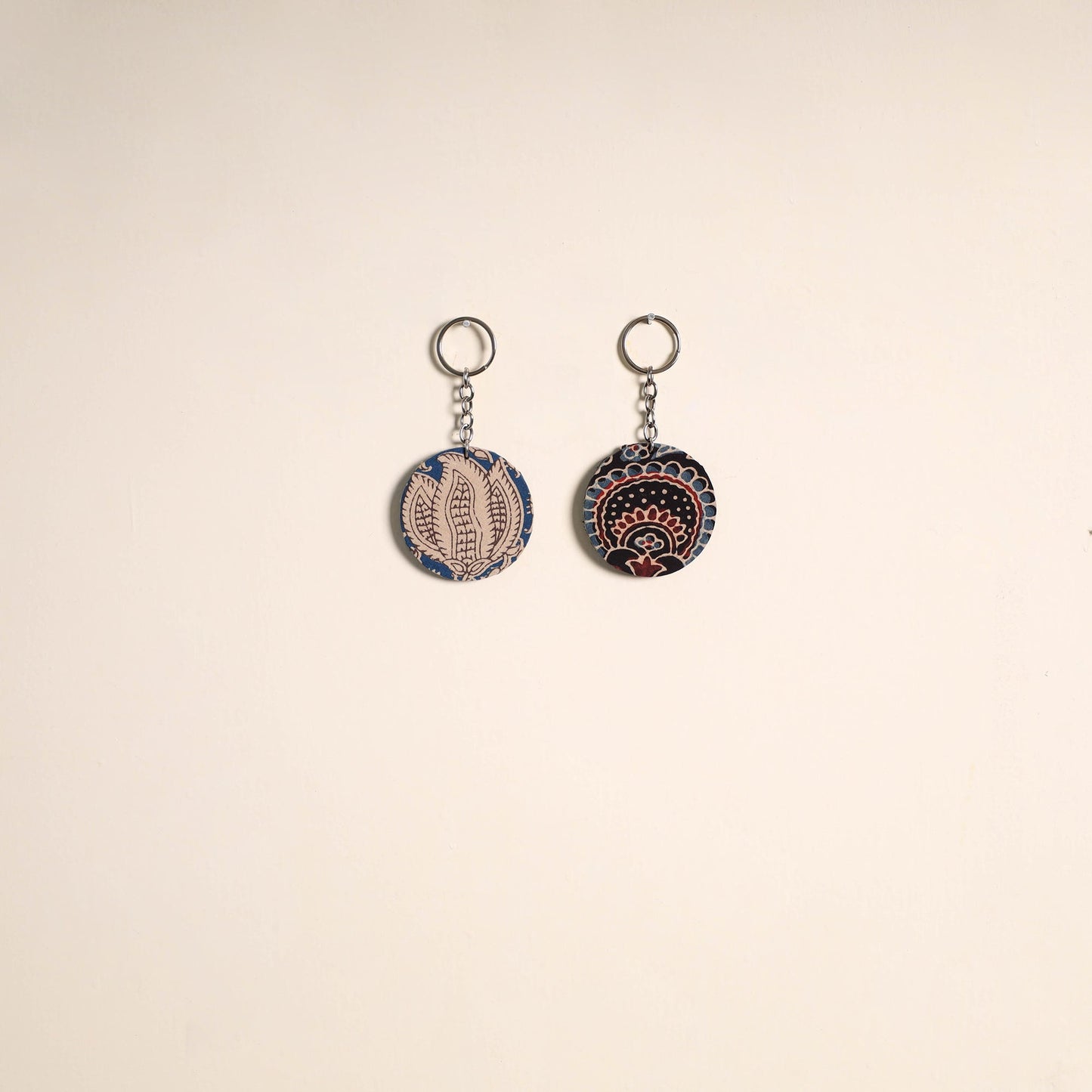 Multicolor - fabric-embellished wood keychain (set of 2) 14