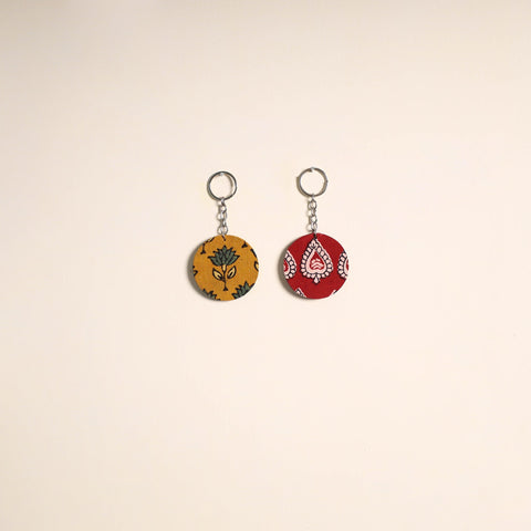 Multicolor - fabric-embellished wood keychain (set of 2) 18
