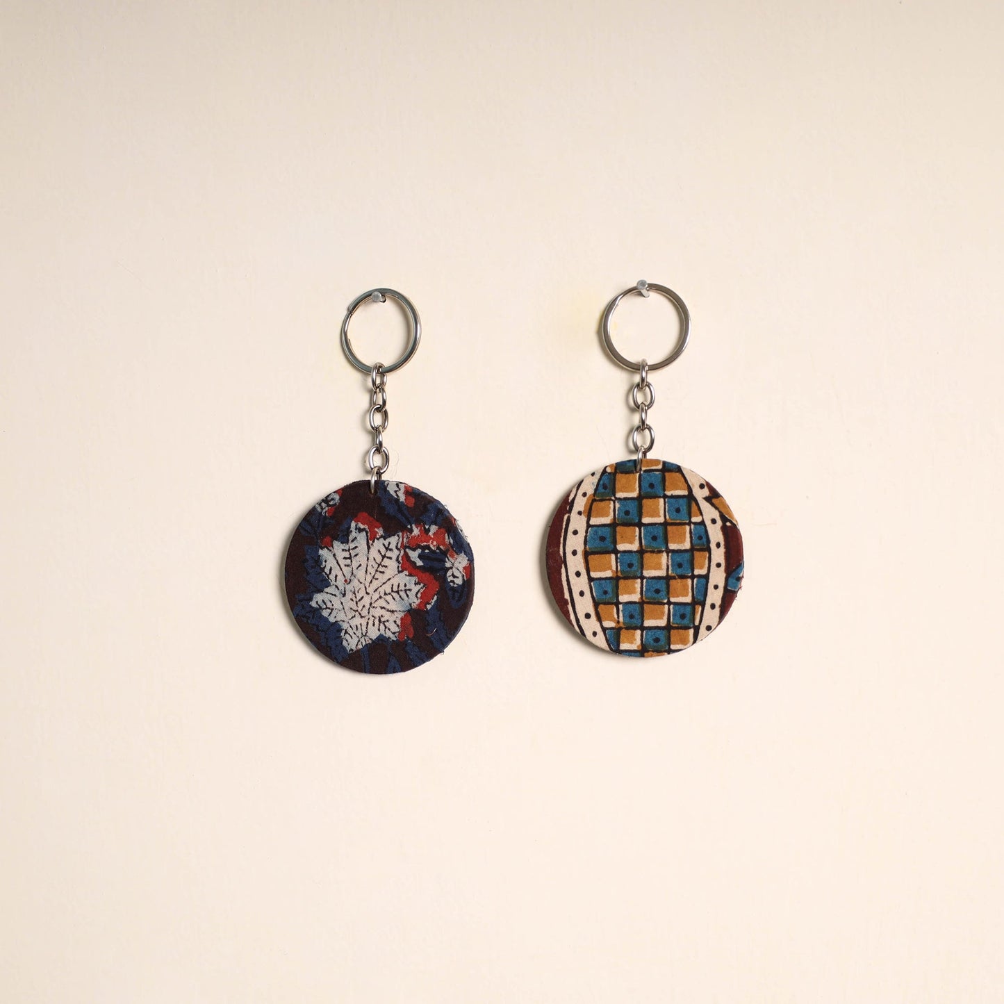 Multicolor - fabric-embellished wood keychain (set of 2) 25