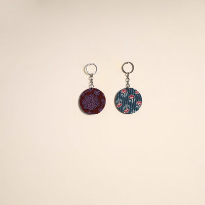 Multicolor - fabric-embellished wood keychain (set of 2) 38