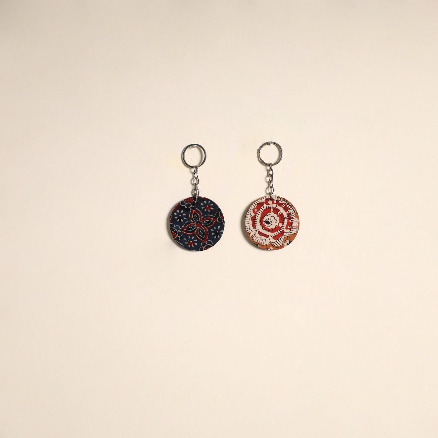 Multicolor - fabric-embellished wood keychain (set of 2) 40