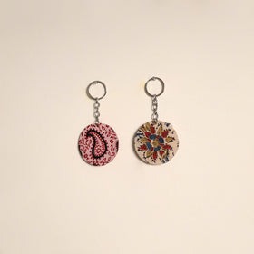 Multicolor - fabric-embellished wood keychain (set of 2) 46