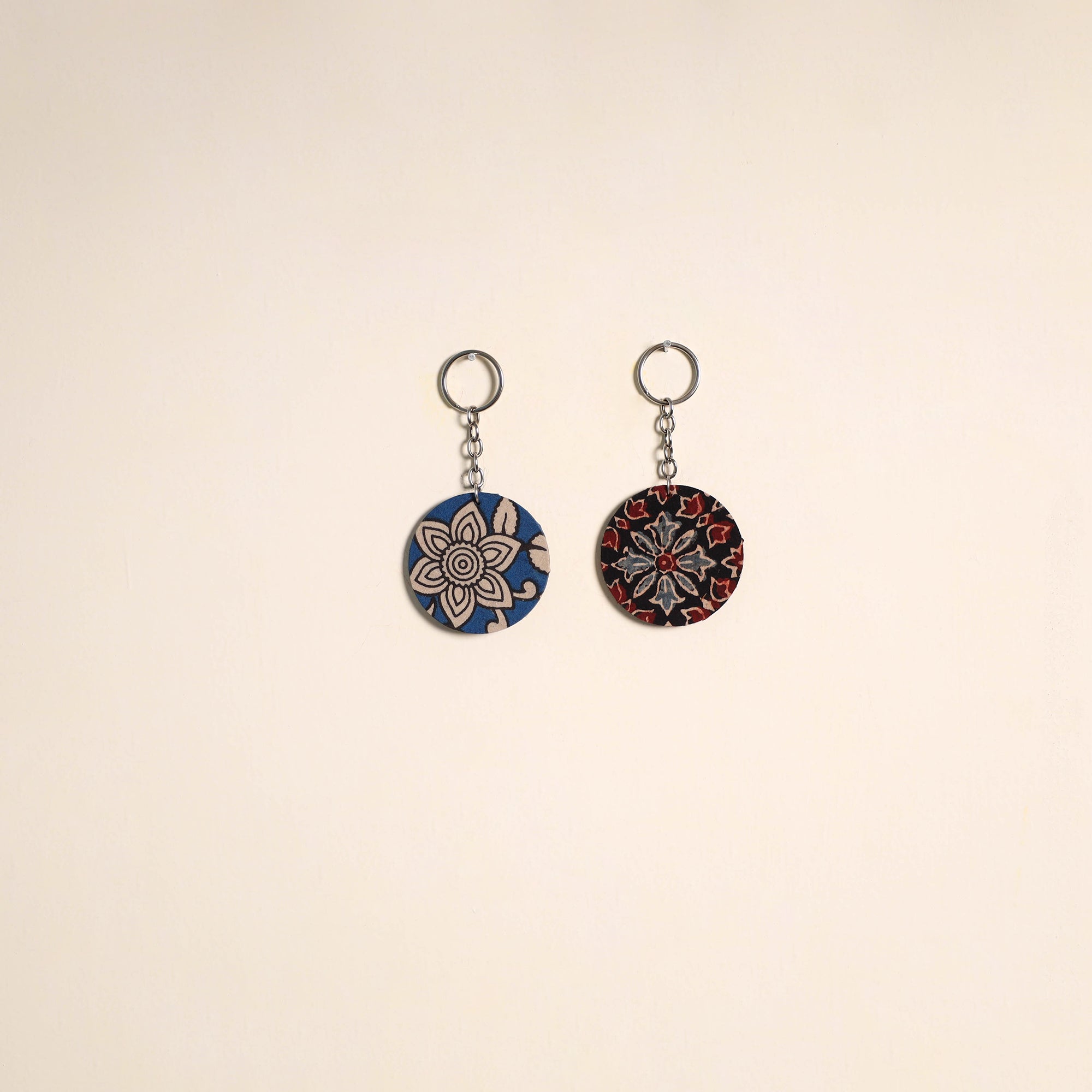 Multicolor - fabric-embellished wood keychain (set of 2) 50