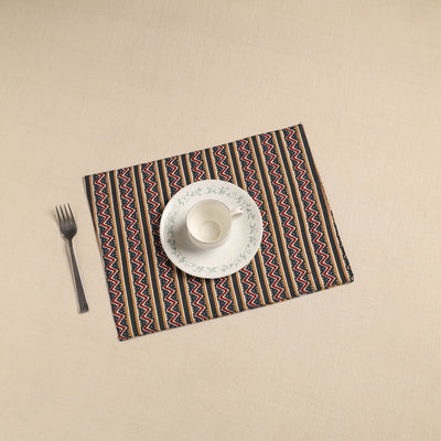  Multicolor Floral Print Cotton Reversible Table Mat 