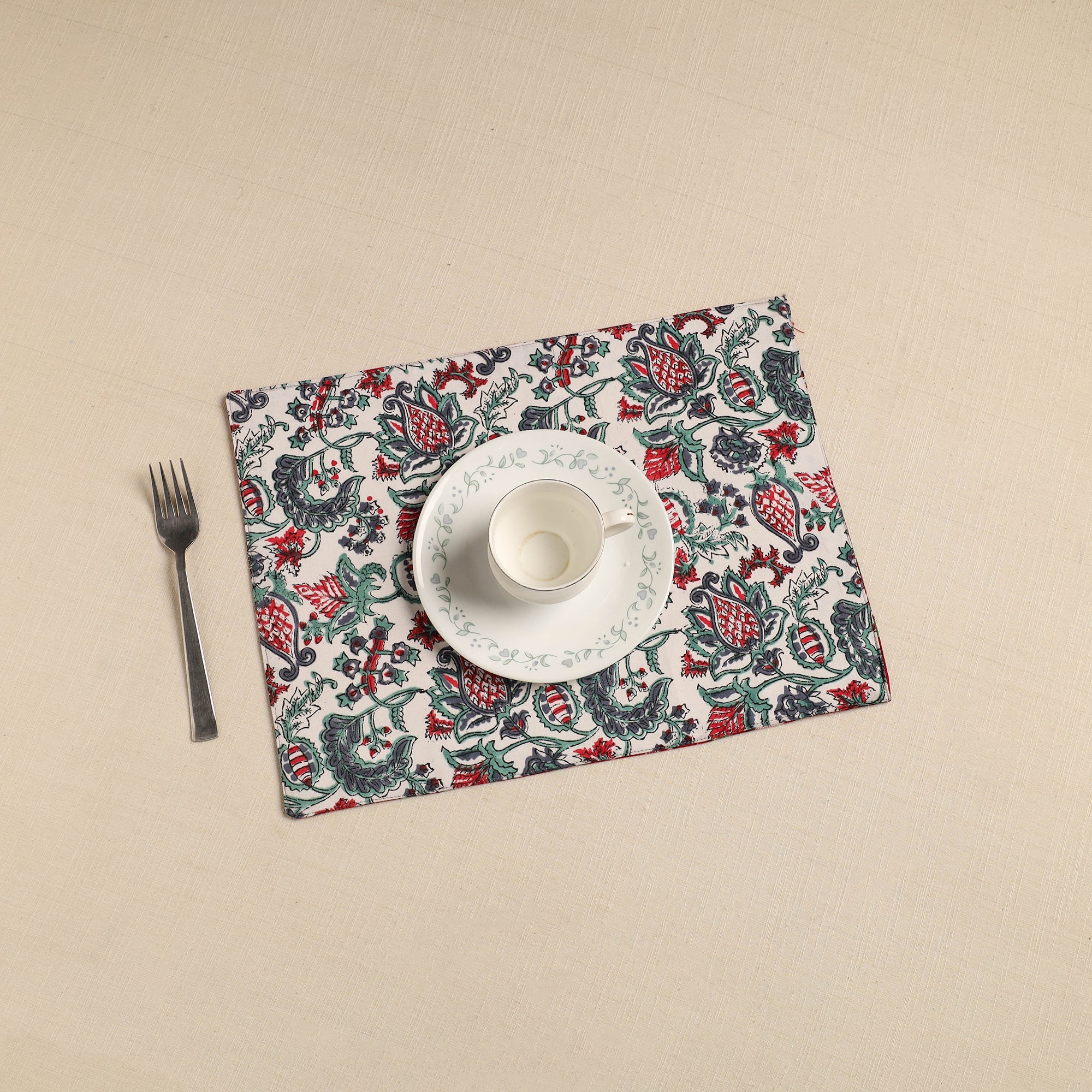  Multicolor Floral Print Cotton Reversible Table Mat 