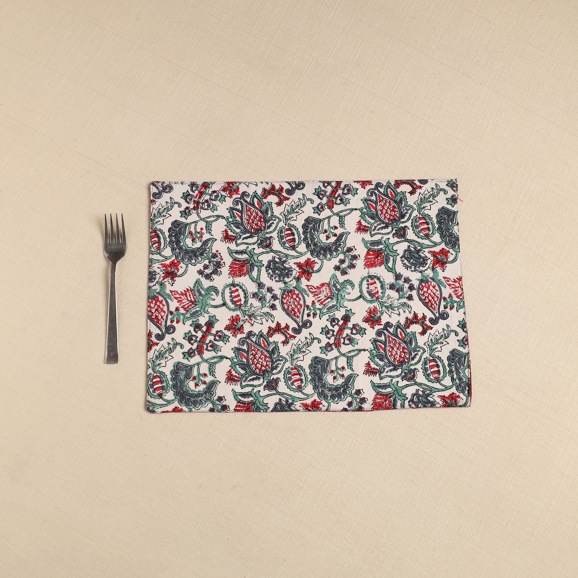  Multicolor Floral Print Cotton Reversible Table Mat 