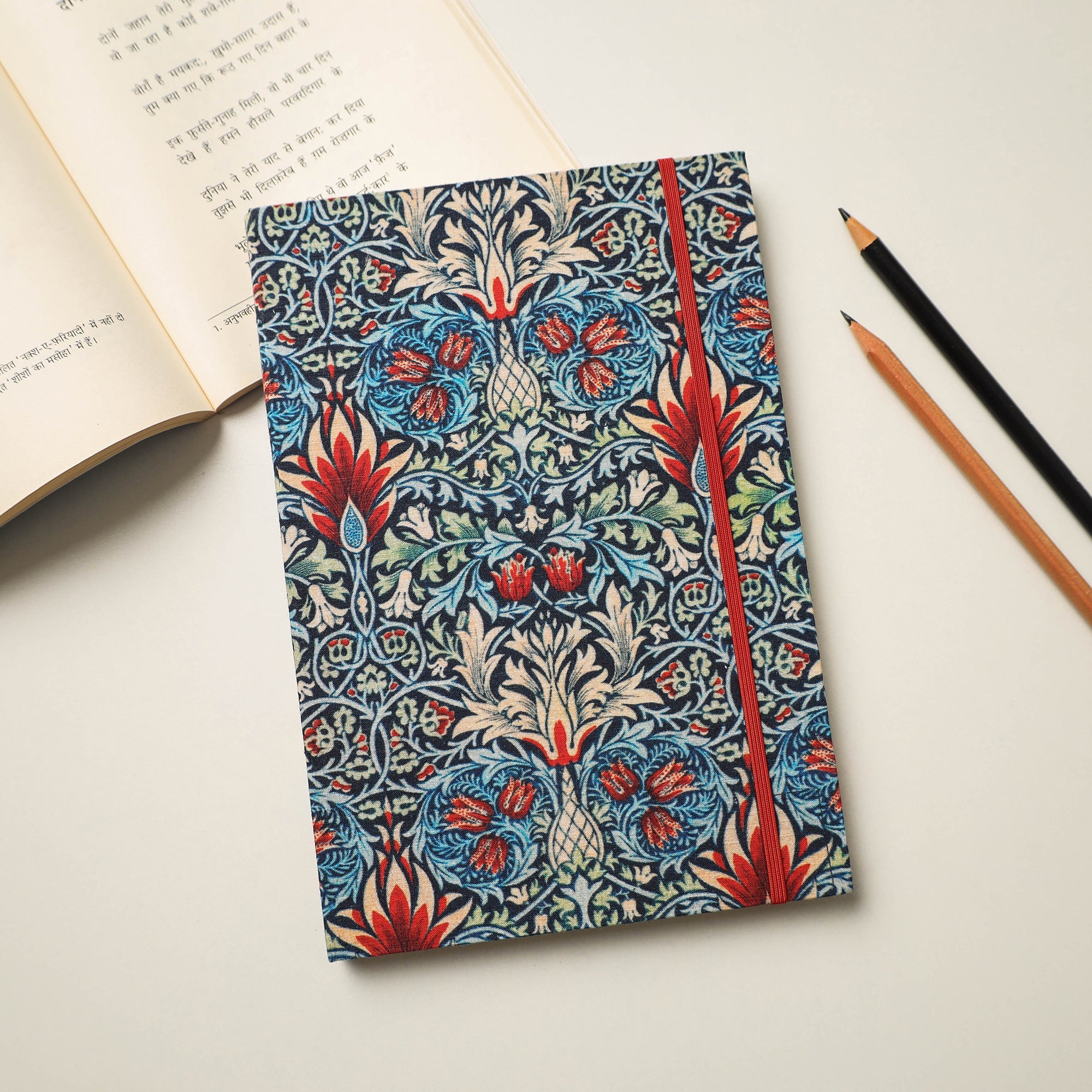 Buy Floral Printed Handmade Elastic Closure Notebook Online at iTokri.com 