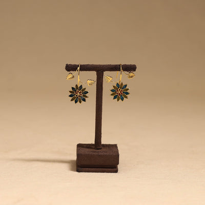 Flower & leaf - handcrafted paka meenakari earrings 69