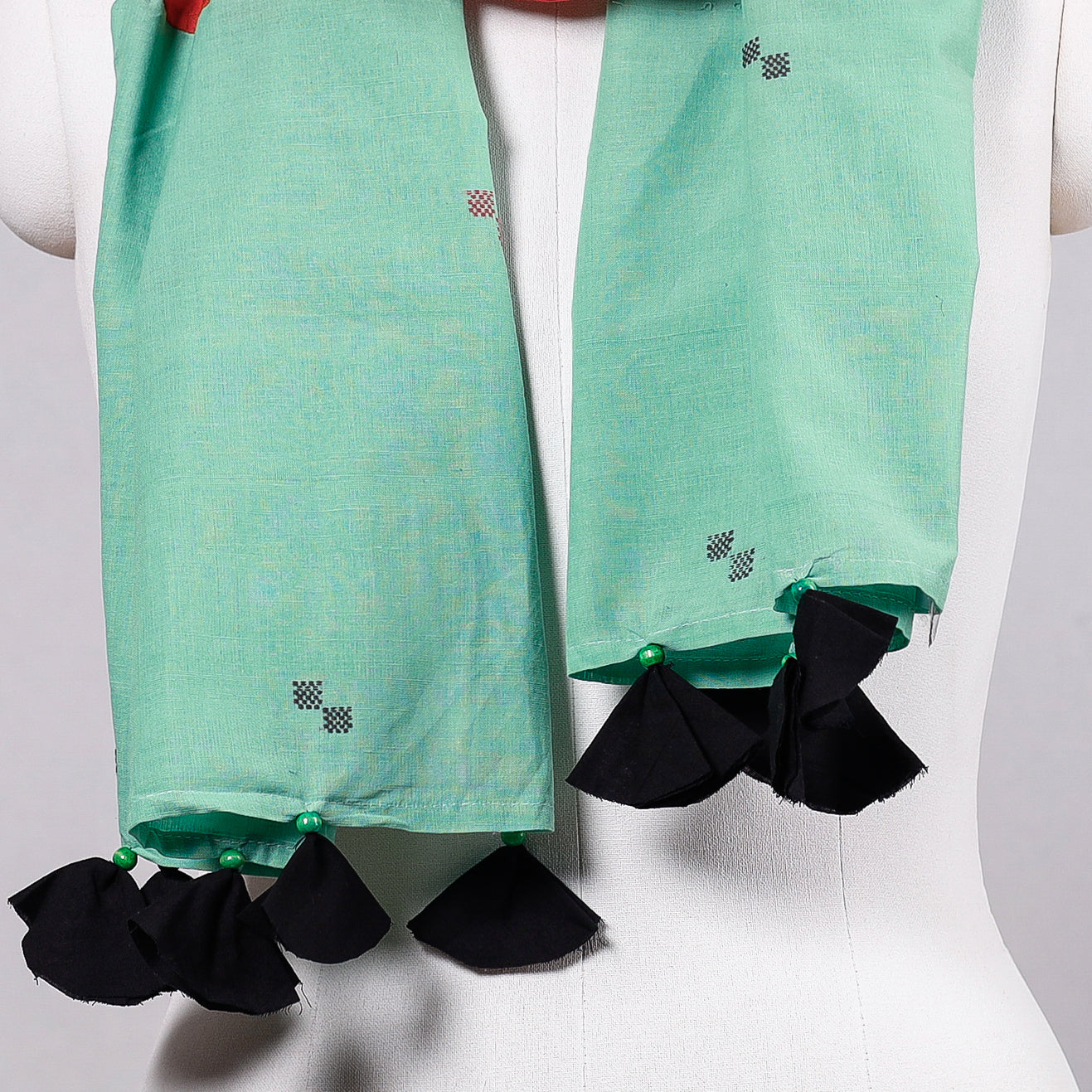  Godavari Jamdani Buti Patchwork Cotton Stole with Tassels Online 