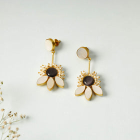 Golden Plated Seep Pearl & Onyx Natural Stone Earrings