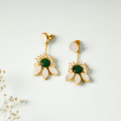 Golden Plated Seep Pearl & Onyx Naural Stone Earrings