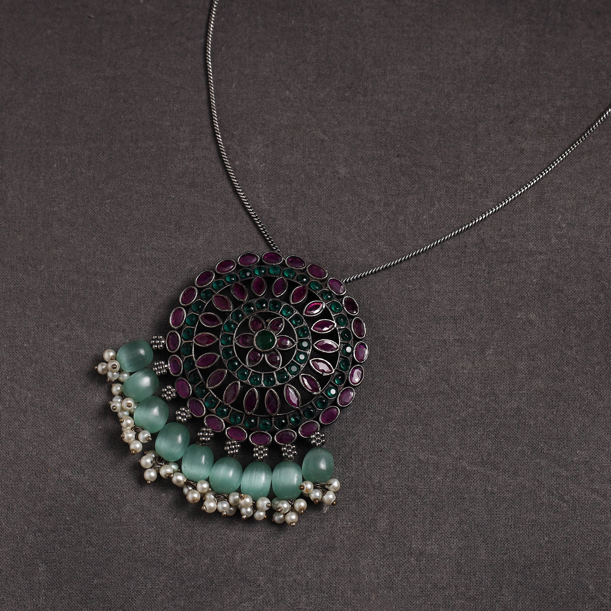  GS Stone Embedded Pendant Necklace