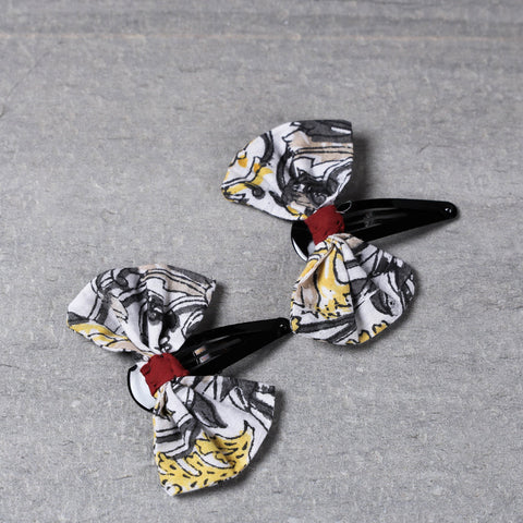  Handmade Gulmohar Flower Tik-Tok Hair Clip (Set of 2) Online l  iTokri.com