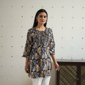Hand Block Printed Cotton Short Pintuck Bagru Kurta for Women