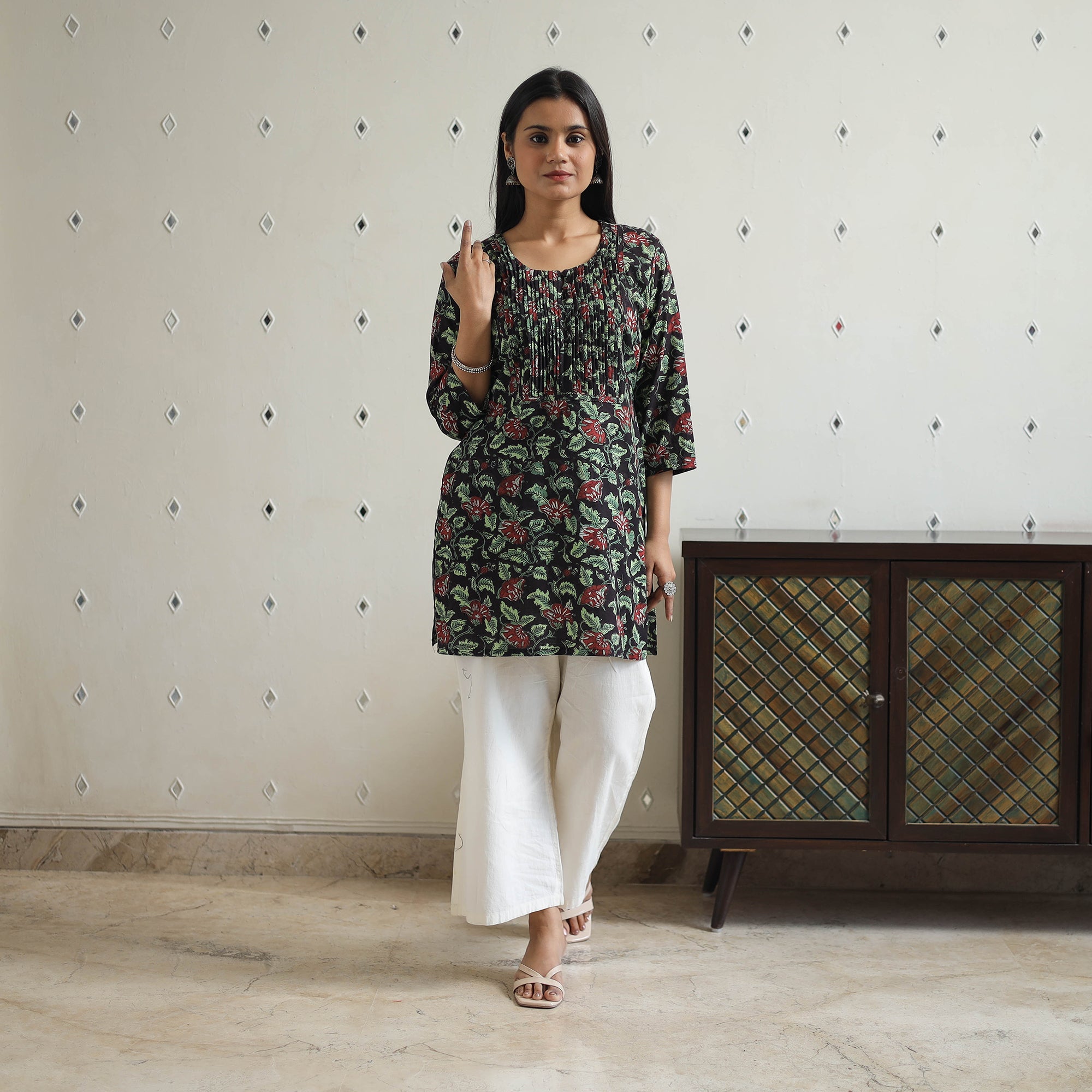 Hand Block Printed Cotton Short Pintuck Bagru Kurta for Women