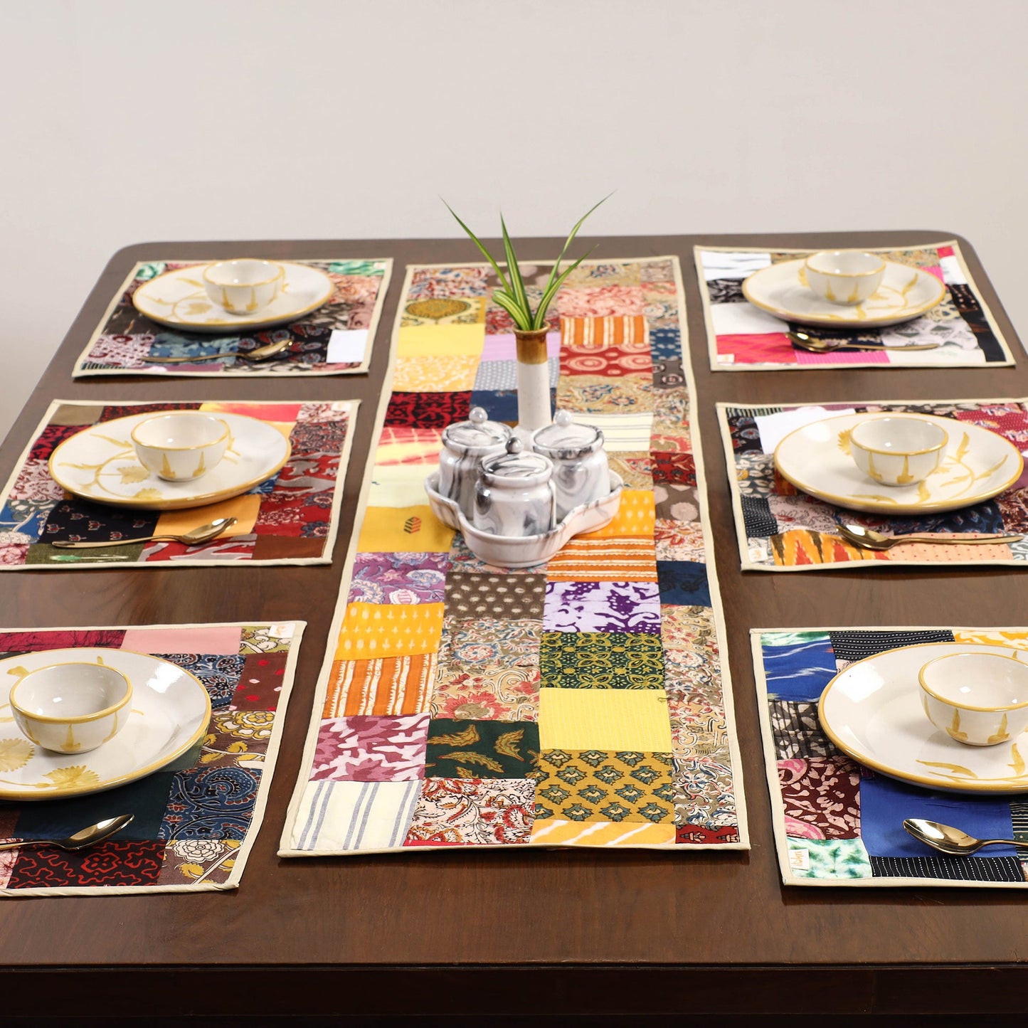 Multicolor - handcrafted cotton fusion table runner set