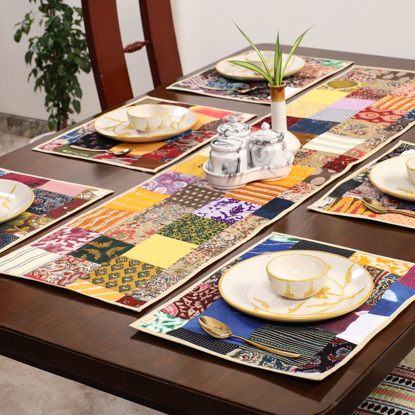 Multicolor - handcrafted cotton fusion table runner set