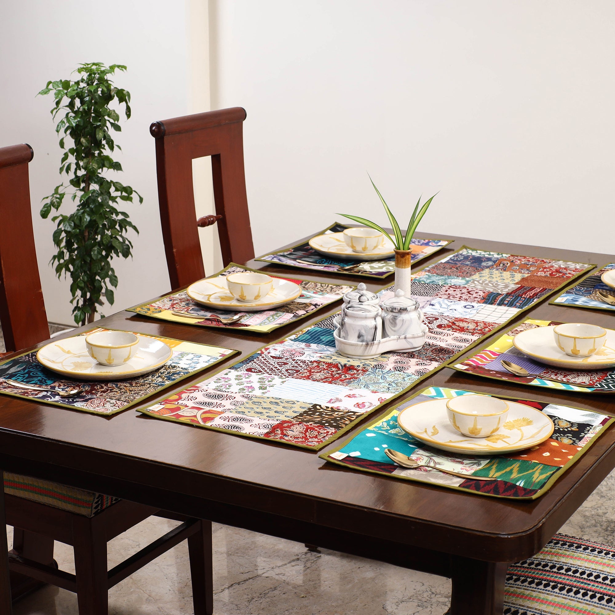 Multicolor - handcrafted cotton fusion table runner set
