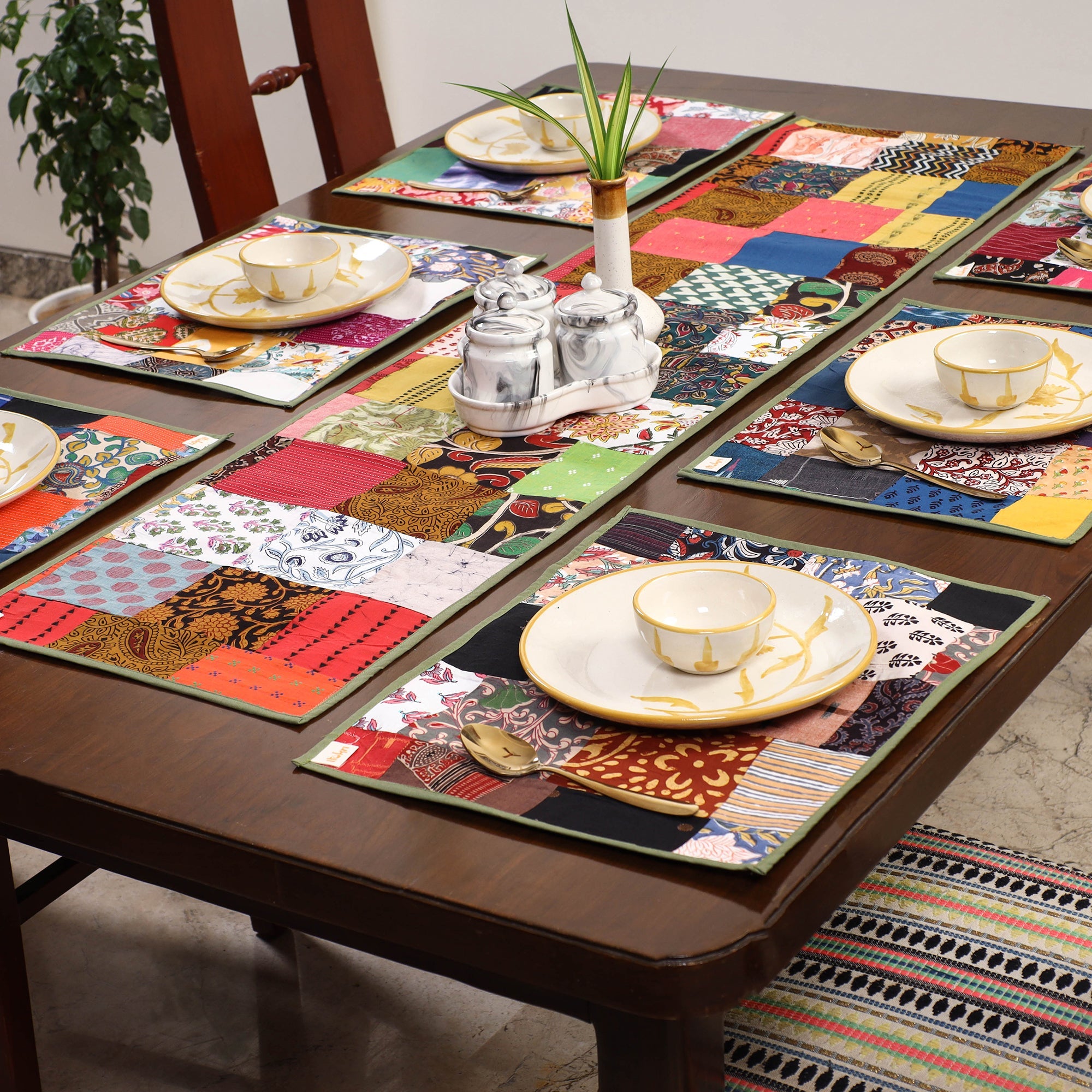 Multicolor - handcrafted cotton fusion table runner set