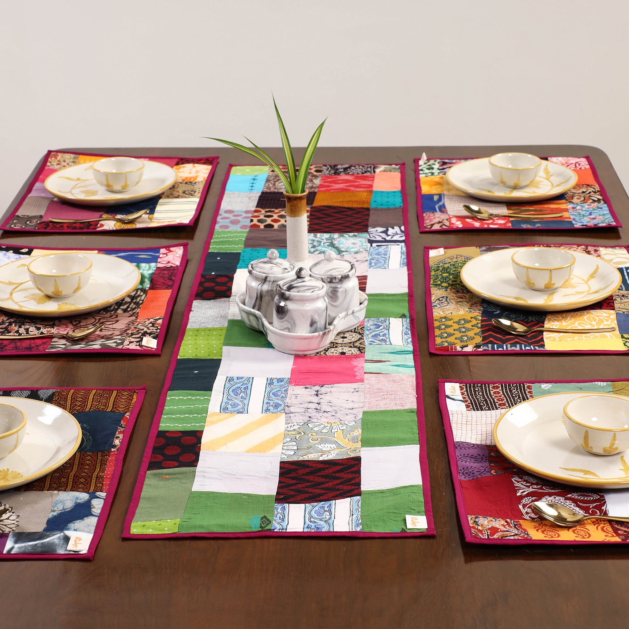 Multicolor - handcrafted cotton fusion table runner set