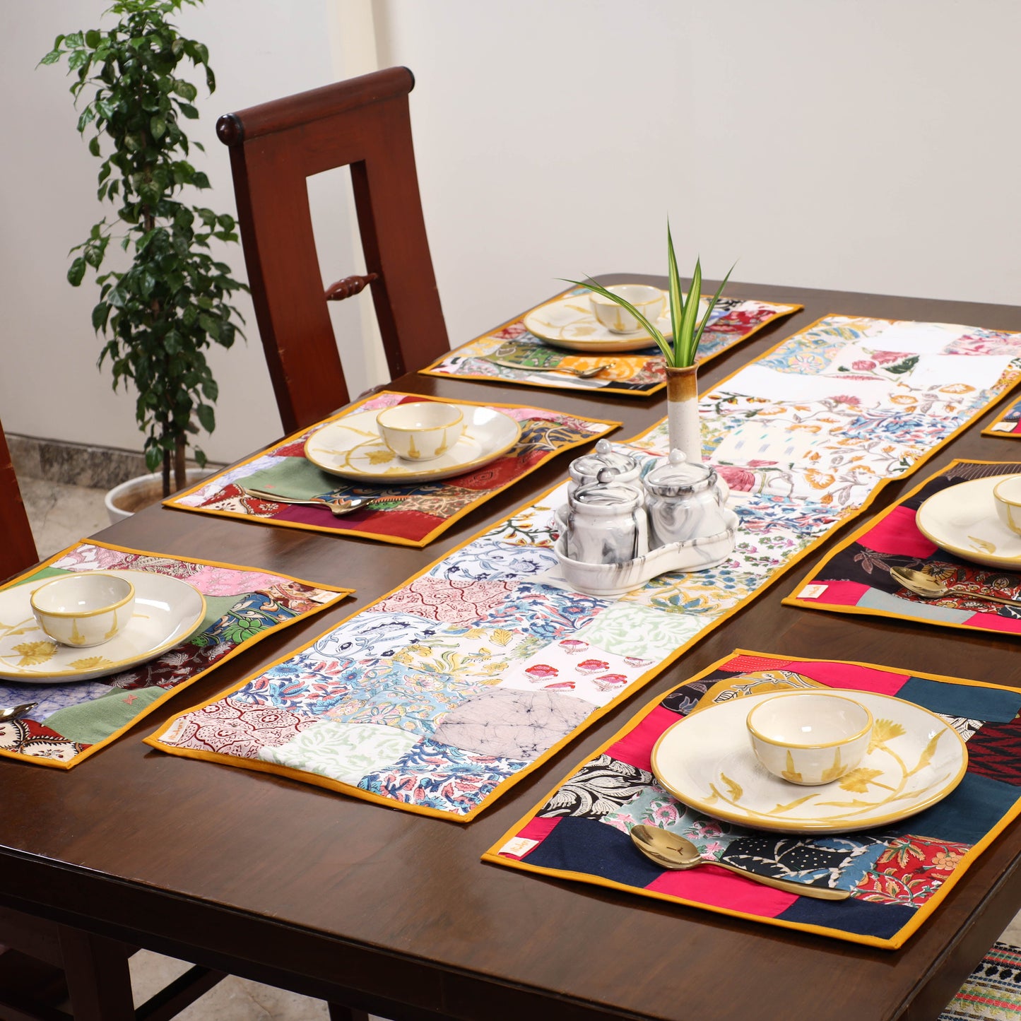 Multicolor - handcrafted cotton fusion table runner set
