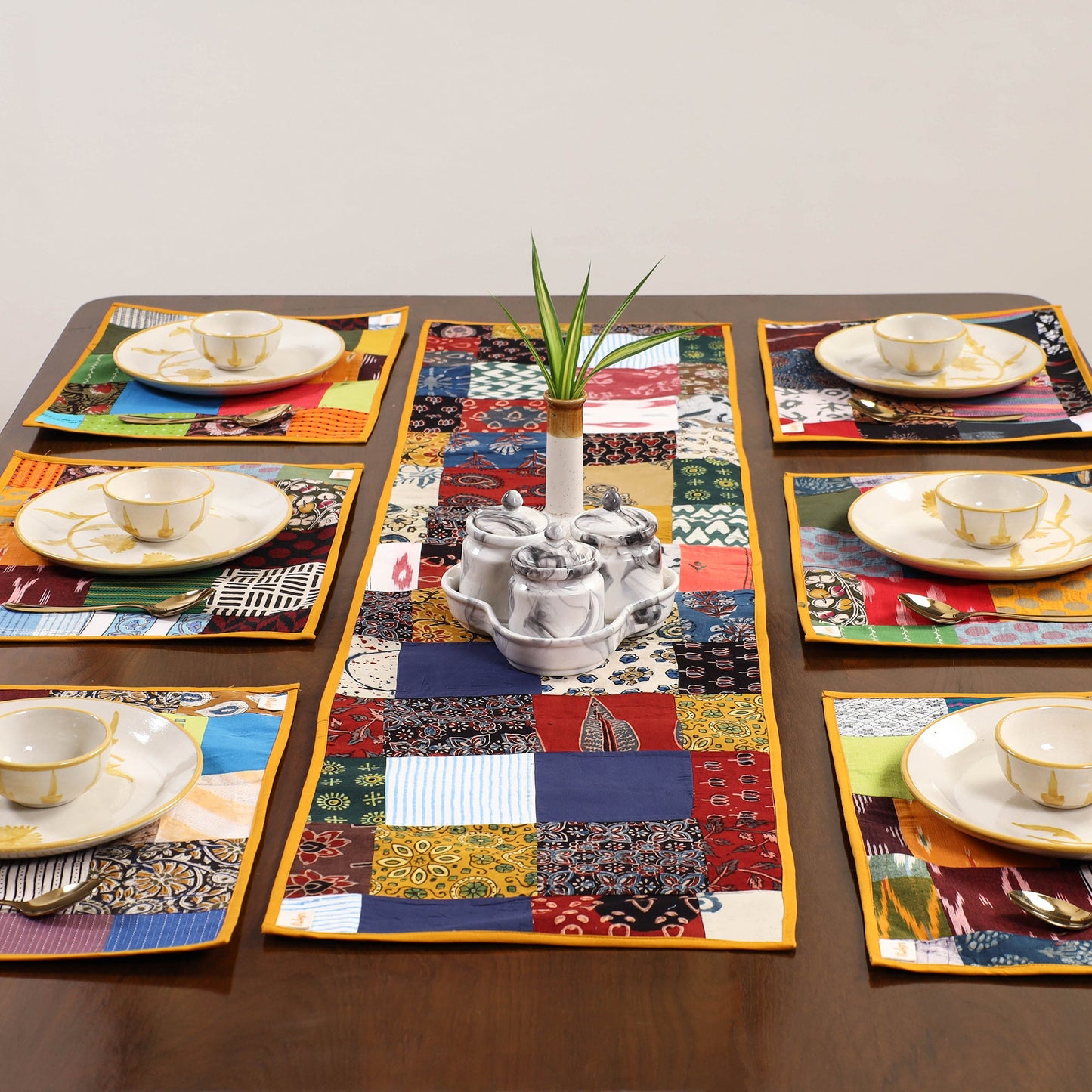 Multicolor - handcrafted cotton fusion table runner set