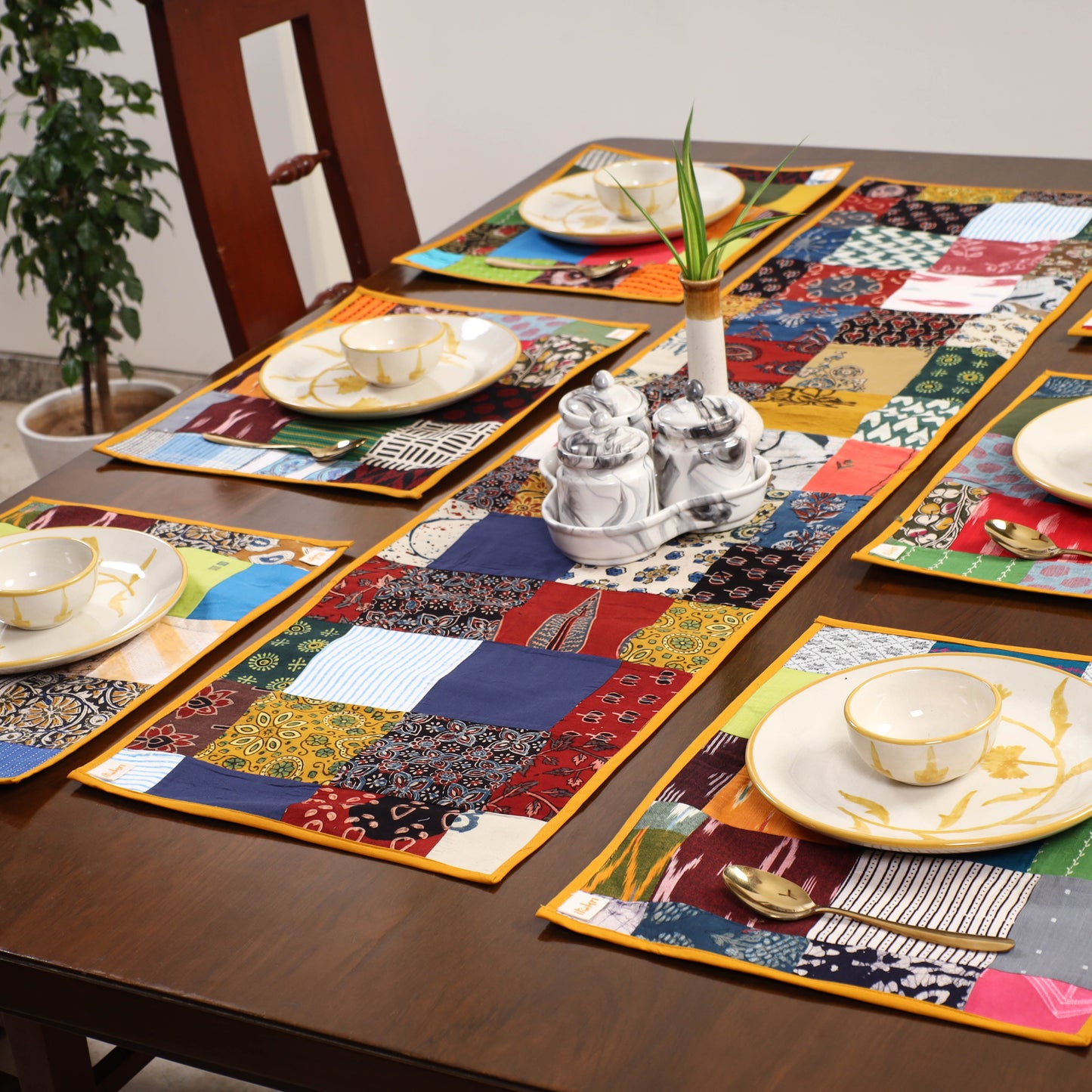 Multicolor - handcrafted cotton fusion table runner set